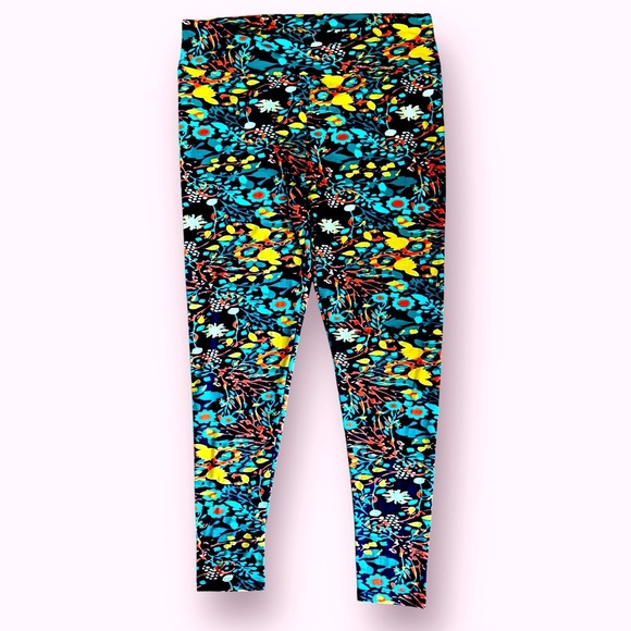 2for$15 3for$20 NEW LuLaRoe Tall and Curvy Leggings - Flowers Floral - Picture 1 of 2